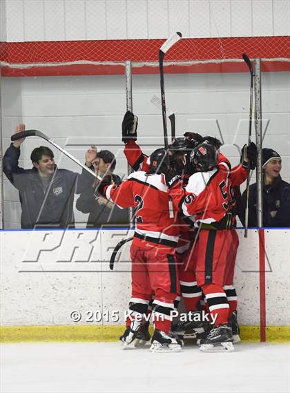 Thumbnail 3 in Fairfield Warde/Ludlowe vs. Branford (CIAC D2 Quarterfinal) photogallery.
