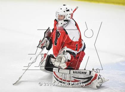 Thumbnail 3 in Fairfield Warde/Ludlowe vs. Branford (CIAC D2 Quarterfinal) photogallery.