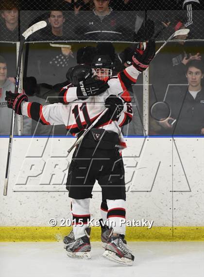 Thumbnail 2 in Fairfield Warde/Ludlowe vs. Branford (CIAC D2 Quarterfinal) photogallery.