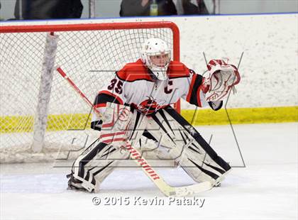 Thumbnail 2 in Fairfield Warde/Ludlowe vs. Branford (CIAC D2 Quarterfinal) photogallery.