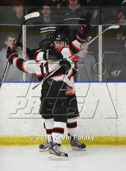 Thumbnail 3 in Fairfield Warde/Ludlowe vs. Branford (CIAC D2 Quarterfinal) photogallery.