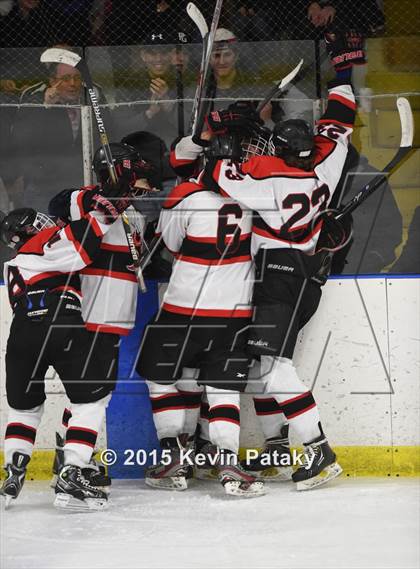 Thumbnail 3 in Fairfield Warde/Ludlowe vs. Branford (CIAC D2 Quarterfinal) photogallery.