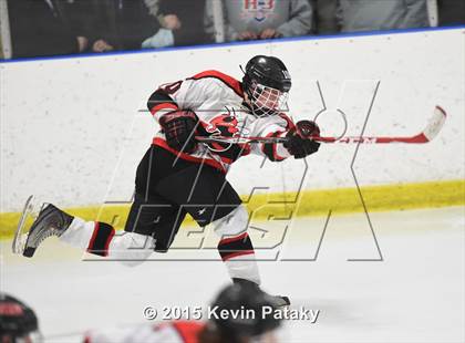 Thumbnail 2 in Fairfield Warde/Ludlowe vs. Branford (CIAC D2 Quarterfinal) photogallery.
