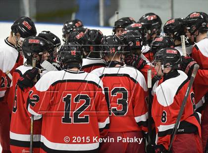 Thumbnail 2 in Fairfield Warde/Ludlowe vs. Branford (CIAC D2 Quarterfinal) photogallery.