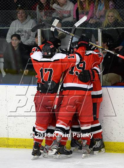Thumbnail 2 in Fairfield Warde/Ludlowe vs. Branford (CIAC D2 Quarterfinal) photogallery.