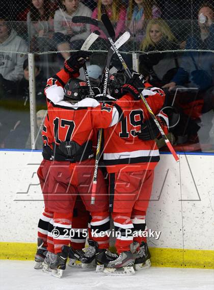 Thumbnail 1 in Fairfield Warde/Ludlowe vs. Branford (CIAC D2 Quarterfinal) photogallery.