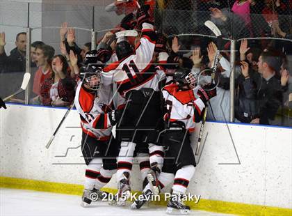 Thumbnail 3 in Fairfield Warde/Ludlowe vs. Branford (CIAC D2 Quarterfinal) photogallery.
