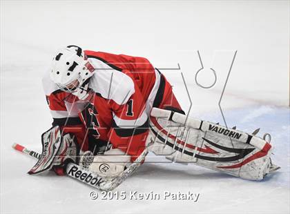 Thumbnail 2 in Fairfield Warde/Ludlowe vs. Branford (CIAC D2 Quarterfinal) photogallery.