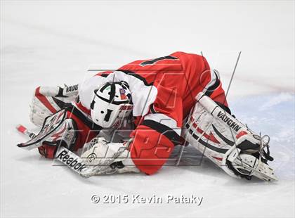 Thumbnail 3 in Fairfield Warde/Ludlowe vs. Branford (CIAC D2 Quarterfinal) photogallery.