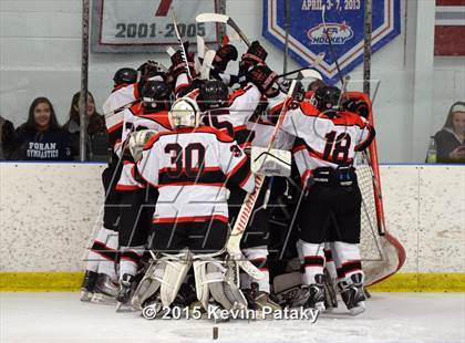 Thumbnail 3 in Fairfield Warde/Ludlowe vs. Branford (CIAC D2 Quarterfinal) photogallery.