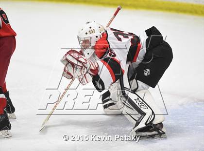 Thumbnail 1 in Fairfield Warde/Ludlowe vs. Branford (CIAC D2 Quarterfinal) photogallery.