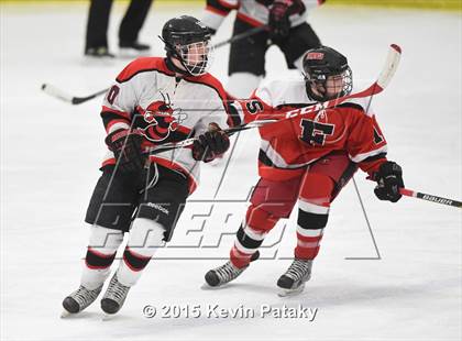 Thumbnail 2 in Fairfield Warde/Ludlowe vs. Branford (CIAC D2 Quarterfinal) photogallery.
