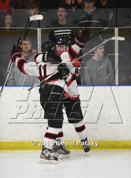 Thumbnail 1 in Fairfield Warde/Ludlowe vs. Branford (CIAC D2 Quarterfinal) photogallery.