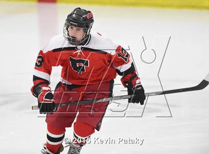 Thumbnail 3 in Fairfield Warde/Ludlowe vs. Branford (CIAC D2 Quarterfinal) photogallery.