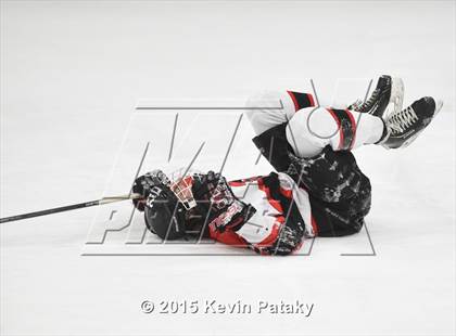 Thumbnail 1 in Fairfield Warde/Ludlowe vs. Branford (CIAC D2 Quarterfinal) photogallery.