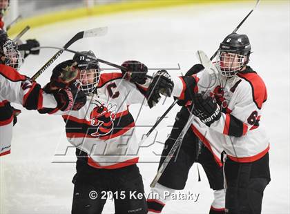 Thumbnail 1 in Fairfield Warde/Ludlowe vs. Branford (CIAC D2 Quarterfinal) photogallery.