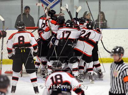 Thumbnail 2 in Fairfield Warde/Ludlowe vs. Branford (CIAC D2 Quarterfinal) photogallery.