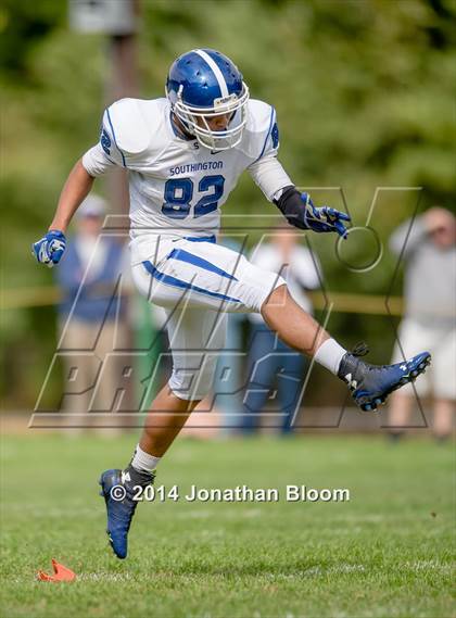 Thumbnail 1 in JV: Manchester vs. Southington photogallery.