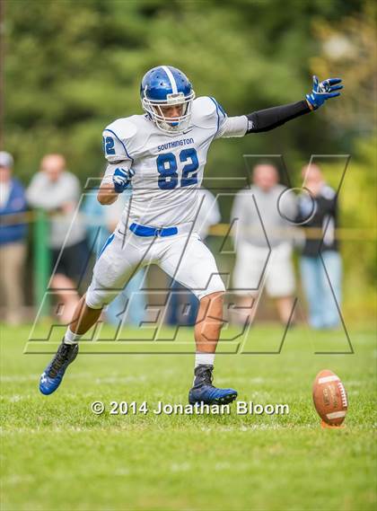 Thumbnail 1 in JV: Manchester vs. Southington photogallery.