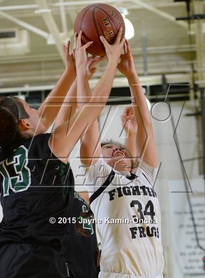 Thumbnail 3 in Ribet Academy vs. Orangewood Academy (CIF D5AA Final) photogallery.