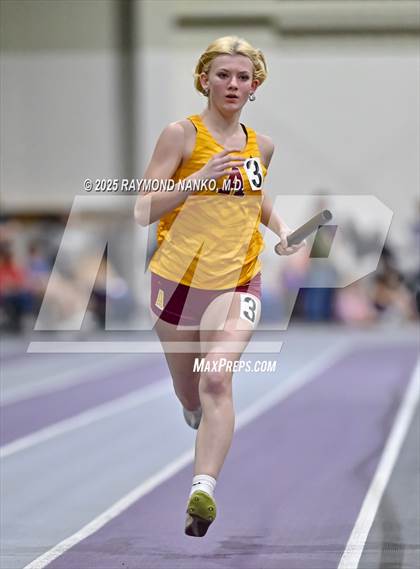 Thumbnail 3 in Taylor HSR Qualifier (4 x 200m Relay) photogallery.