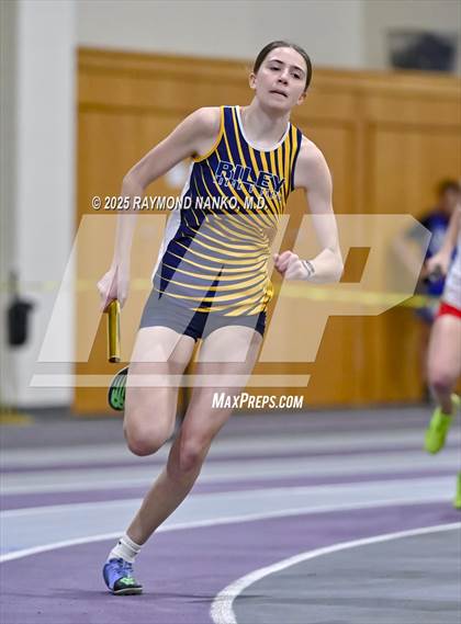 Thumbnail 2 in Taylor HSR Qualifier (4 x 200m Relay) photogallery.