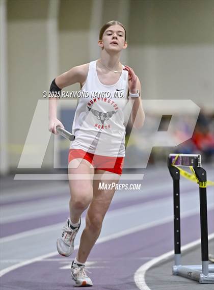 Thumbnail 2 in Taylor HSR Qualifier (4 x 200m Relay) photogallery.