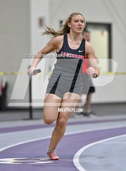 Thumbnail 2 in Taylor HSR Qualifier (4 x 200m Relay) photogallery.