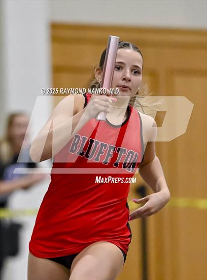 Thumbnail 2 in Taylor HSR Qualifier (4 x 200m Relay) photogallery.