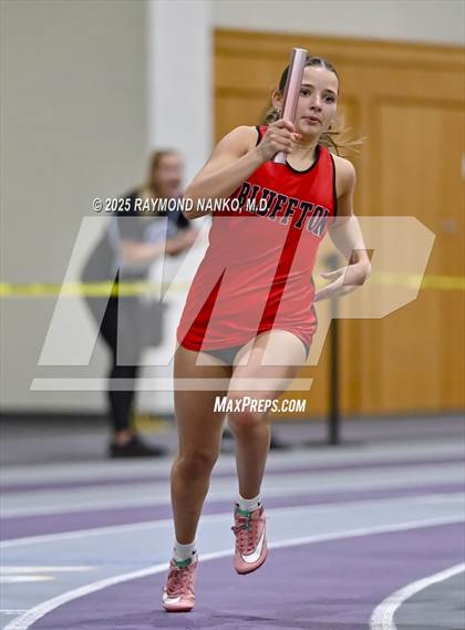 Thumbnail 1 in Taylor HSR Qualifier (4 x 200m Relay) photogallery.