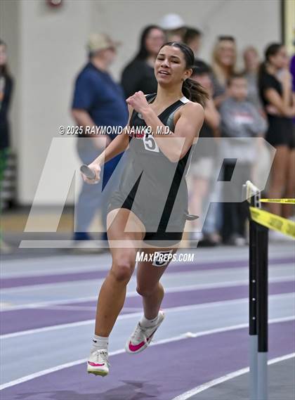 Thumbnail 2 in Taylor HSR Qualifier (4 x 200m Relay) photogallery.
