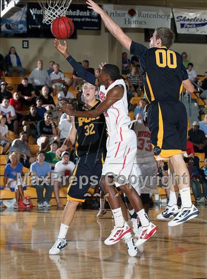Thumbnail 3 in Riverside vs. Prestonwood Christian (City of Palms Classic) photogallery.