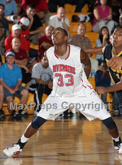 Thumbnail 1 in Riverside vs. Prestonwood Christian (City of Palms Classic) photogallery.