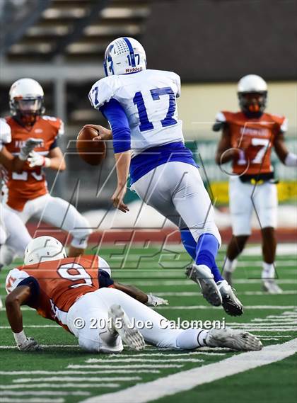 Thumbnail 3 in MacArthur [Douglas] vs Madison (BAC) photogallery.