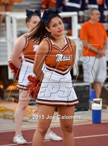 Thumbnail 2 in MacArthur [Douglas] vs Madison (BAC) photogallery.