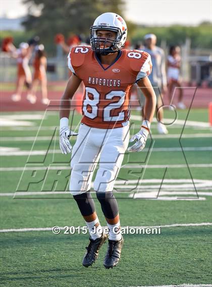 Thumbnail 1 in MacArthur [Douglas] vs Madison (BAC) photogallery.
