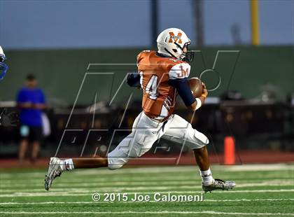 Thumbnail 2 in MacArthur [Douglas] vs Madison (BAC) photogallery.