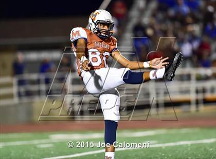 Thumbnail 3 in MacArthur [Douglas] vs Madison (BAC) photogallery.