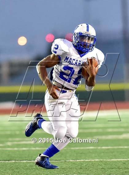 Thumbnail 1 in MacArthur [Douglas] vs Madison (BAC) photogallery.
