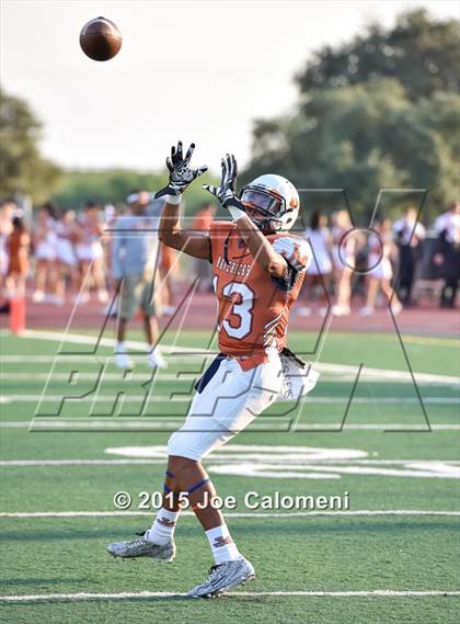 Thumbnail 3 in MacArthur [Douglas] vs Madison (BAC) photogallery.