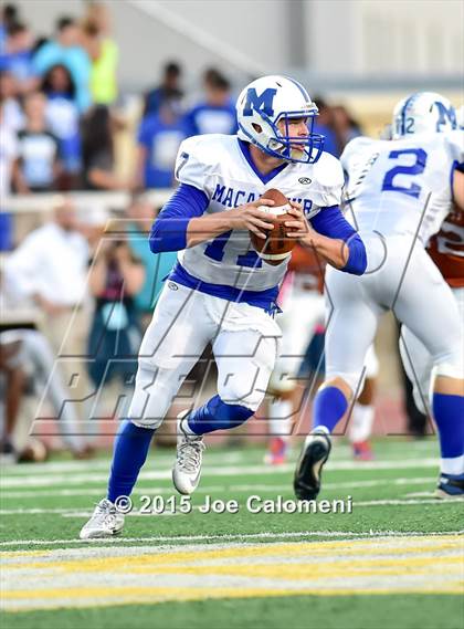 Thumbnail 3 in MacArthur [Douglas] vs Madison (BAC) photogallery.