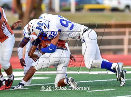 Thumbnail 3 in MacArthur [Douglas] vs Madison (BAC) photogallery.