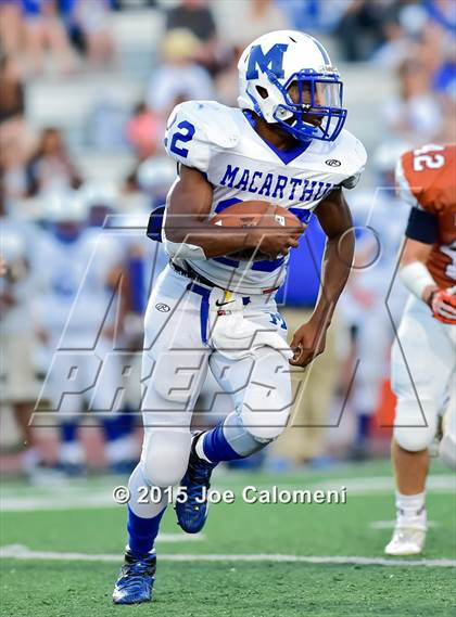 Thumbnail 3 in MacArthur [Douglas] vs Madison (BAC) photogallery.