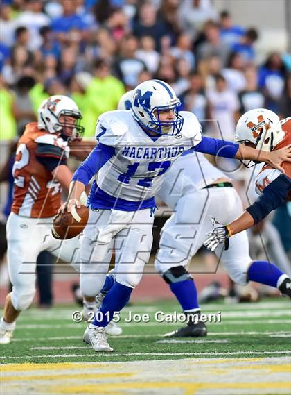 Thumbnail 1 in MacArthur [Douglas] vs Madison (BAC) photogallery.