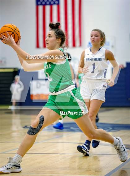 Thumbnail 1 in Holtville @ Jemison photogallery.