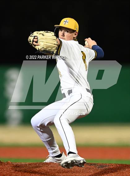 Thumbnail 3 in Holy Cross vs St. Martin's Episcopal photogallery.