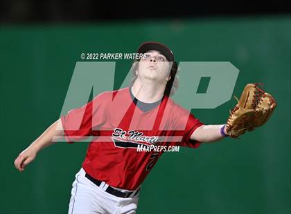 Thumbnail 3 in Holy Cross vs St. Martin's Episcopal photogallery.