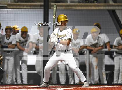 Thumbnail 1 in Holy Cross vs St. Martin's Episcopal photogallery.