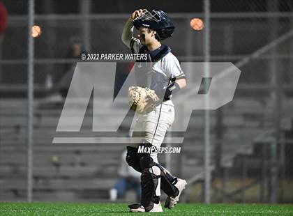 Thumbnail 3 in Holy Cross vs St. Martin's Episcopal photogallery.