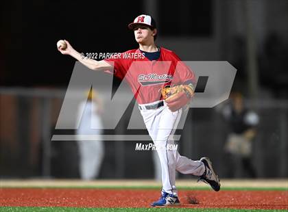 Thumbnail 2 in Holy Cross vs St. Martin's Episcopal photogallery.